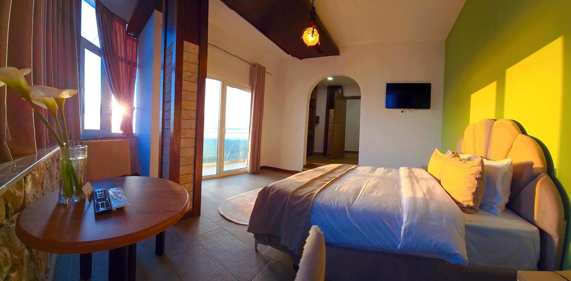 Pamja E Qyteteve Otel Krujë Dış mekan fotoğraf