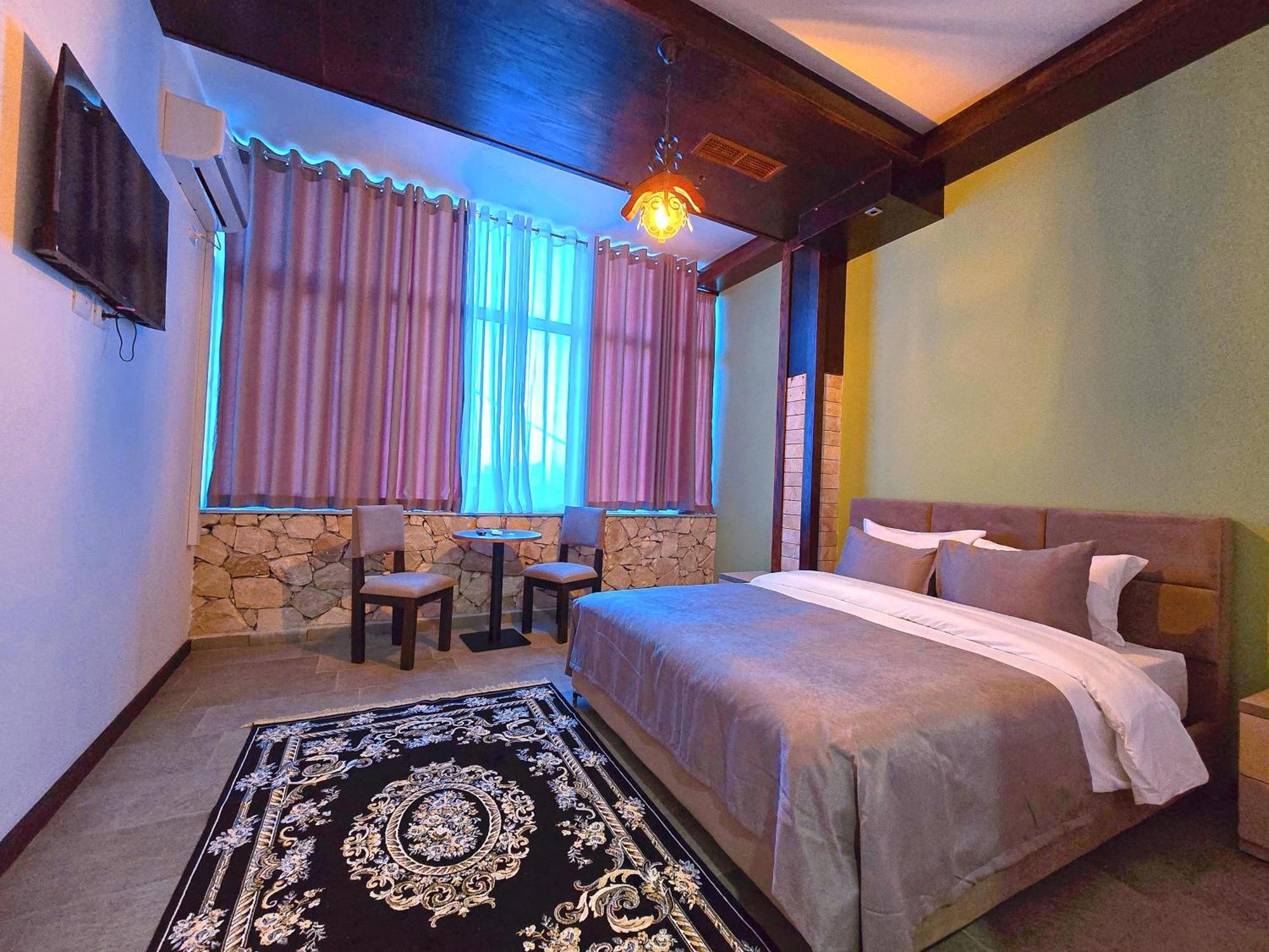 Pamja E Qyteteve Otel Krujë Dış mekan fotoğraf