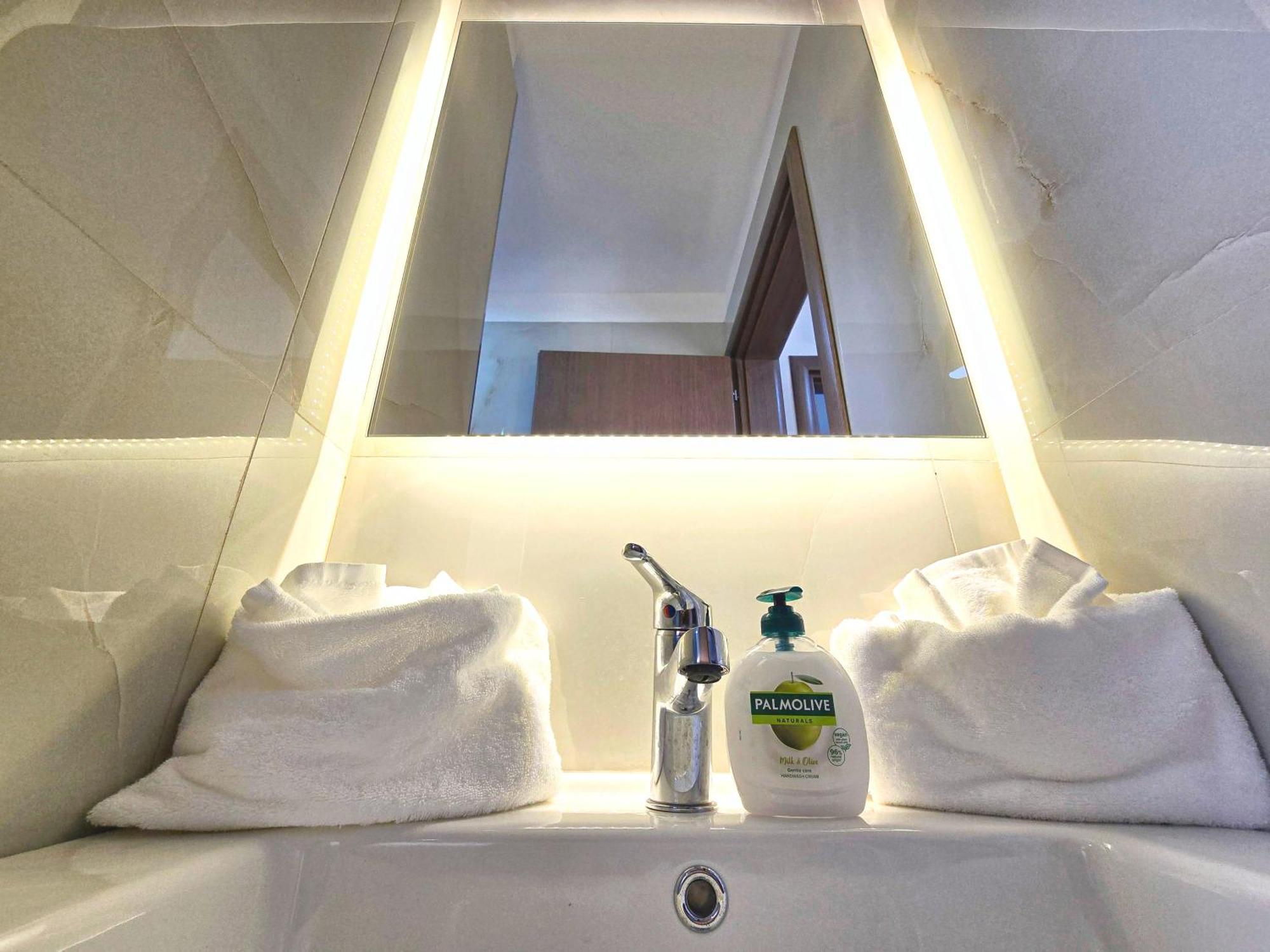 Pamja E Qyteteve Otel Krujë Dış mekan fotoğraf