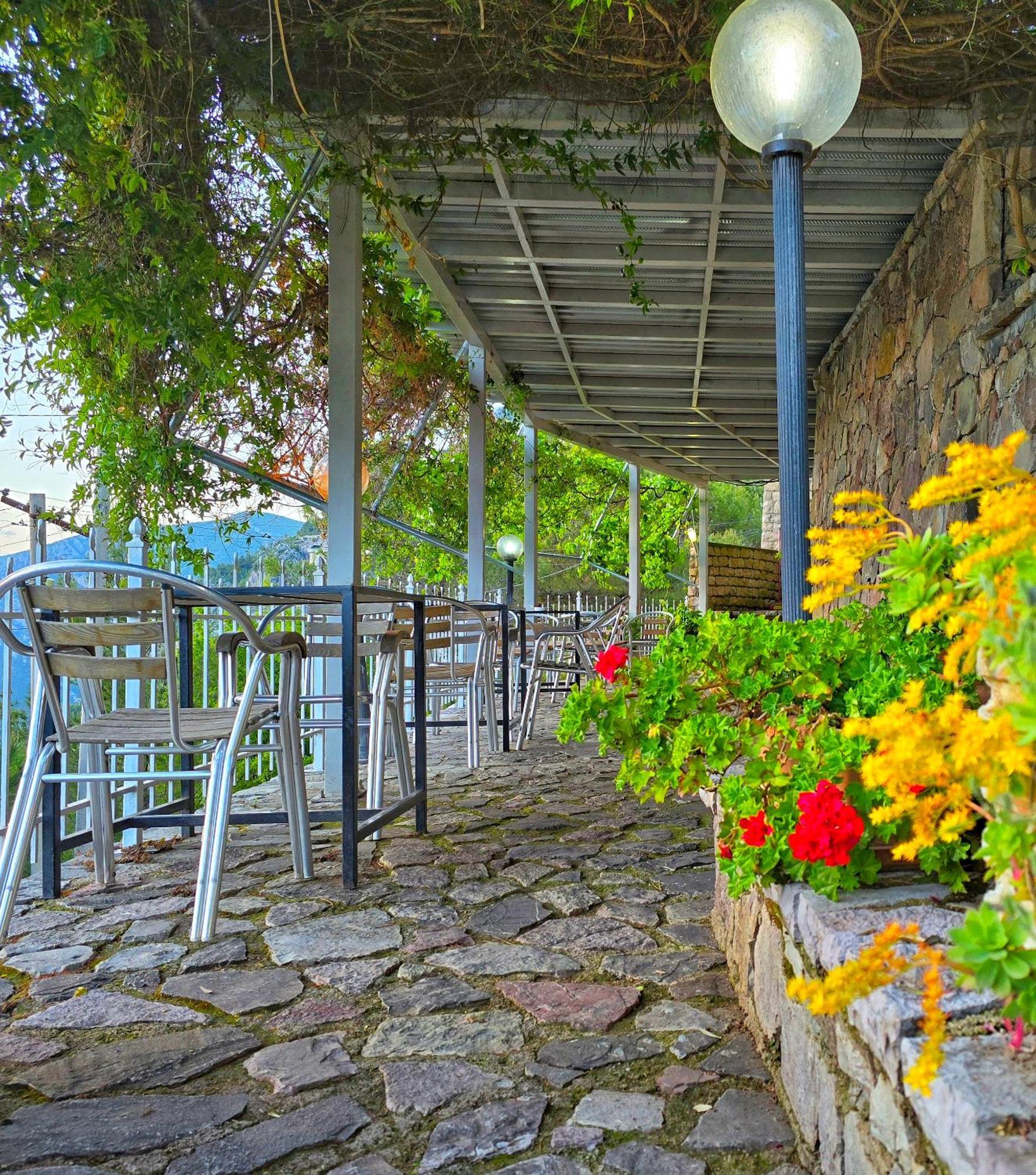 Pamja E Qyteteve Otel Krujë Dış mekan fotoğraf